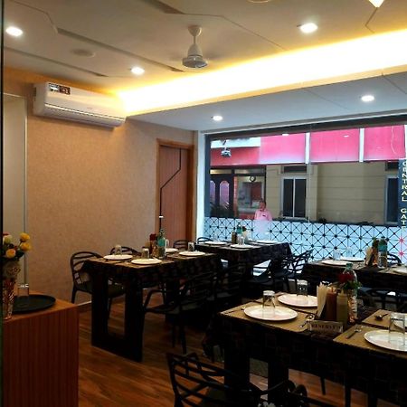 Grand Elegant Hotel Chennai Exterior photo